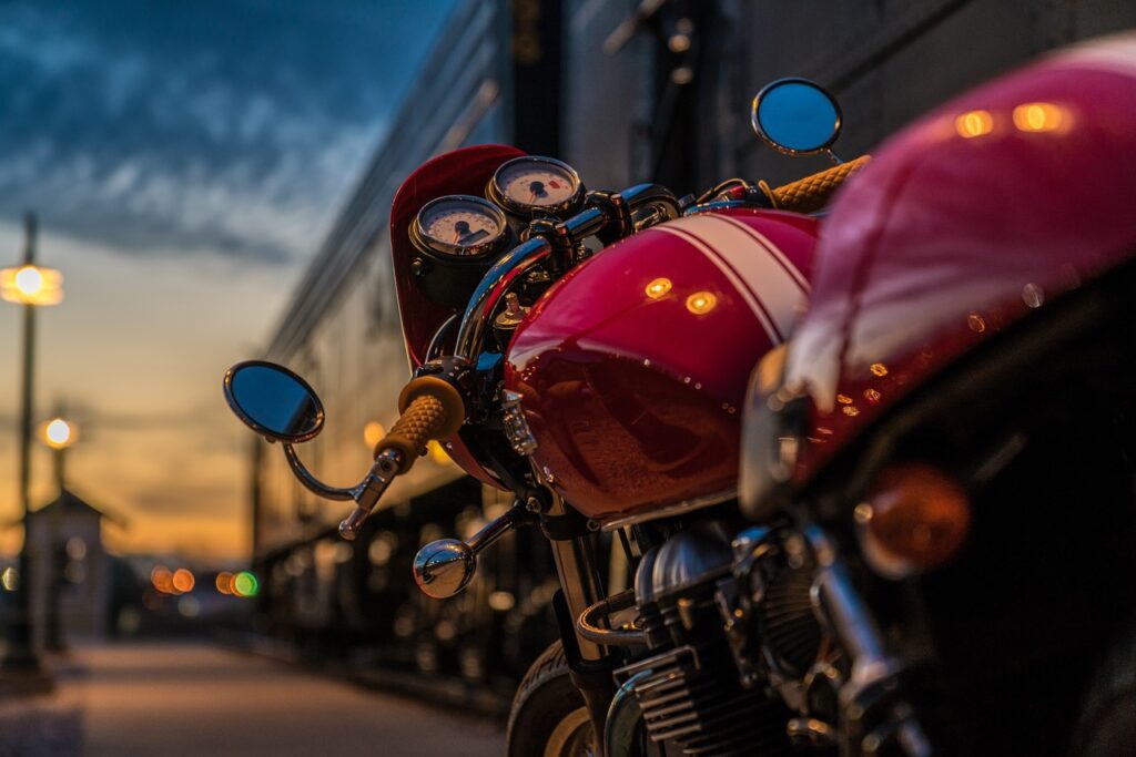 motorcycle, triumph, thruxton-2186589.jpg